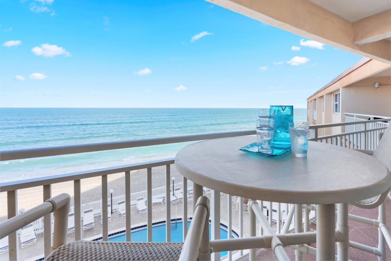 Paradise Beach Club - Oceanfront And Penthouse Satellite Beach Exterior photo