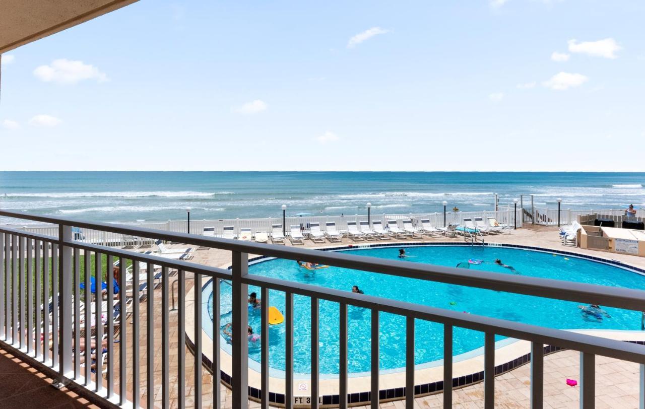 Paradise Beach Club - Oceanfront And Penthouse Satellite Beach Exterior photo